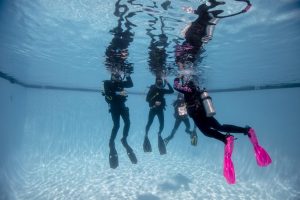 discover scuba diving Málaga beginners pool training